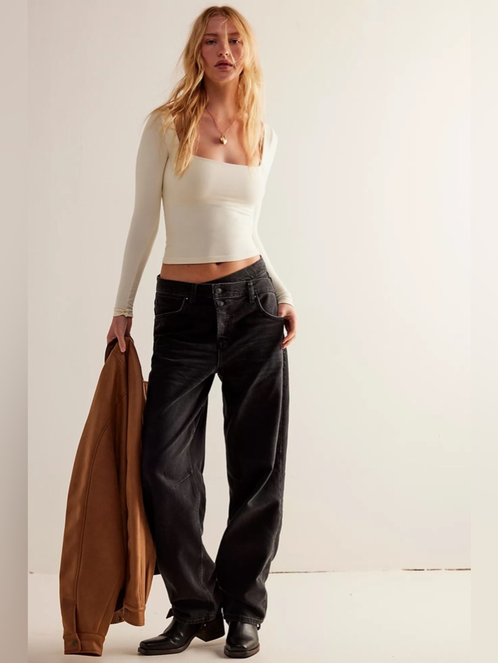 NWT Free People Crossroads Mid Rise Slim Straight jeans